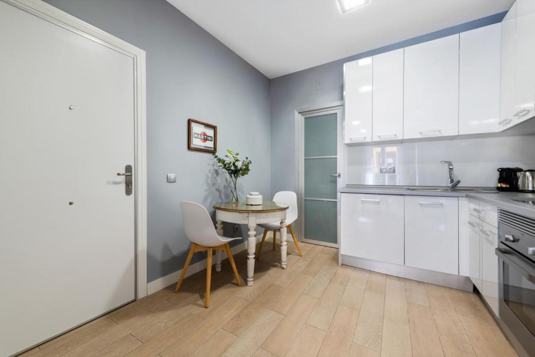 1 Bedroom 1 Bathroom Furnished - Sol - Downtown - Minty Stay Madrid Exterior photo